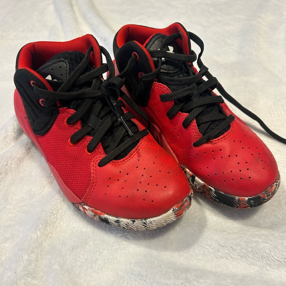 Under Armour Jet '21 Basketball Shoes - Picture 3 of 3